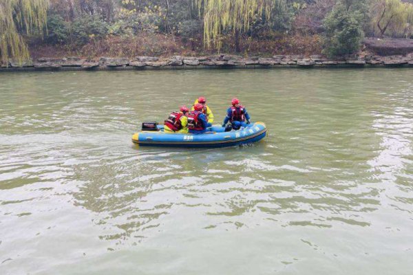 安徽23岁失联女生手机信号疑消失于河边，她究竟经历了什么？