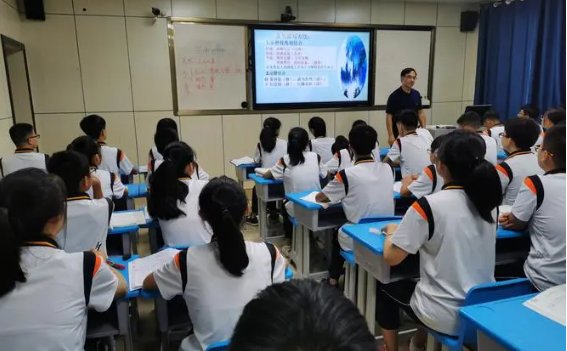 女字的笔顺笔画怎么写