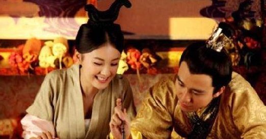 “玉体横陈”这个成语出自哪里，有怎样的历史故事或传说？