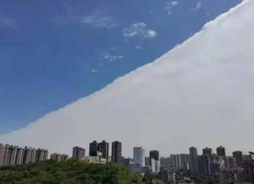 成都出现神秘巨响，到底发生了什么情况？