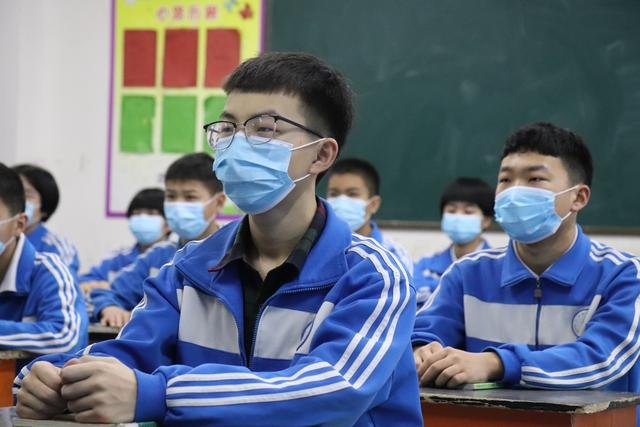 学生是什么意思啊？