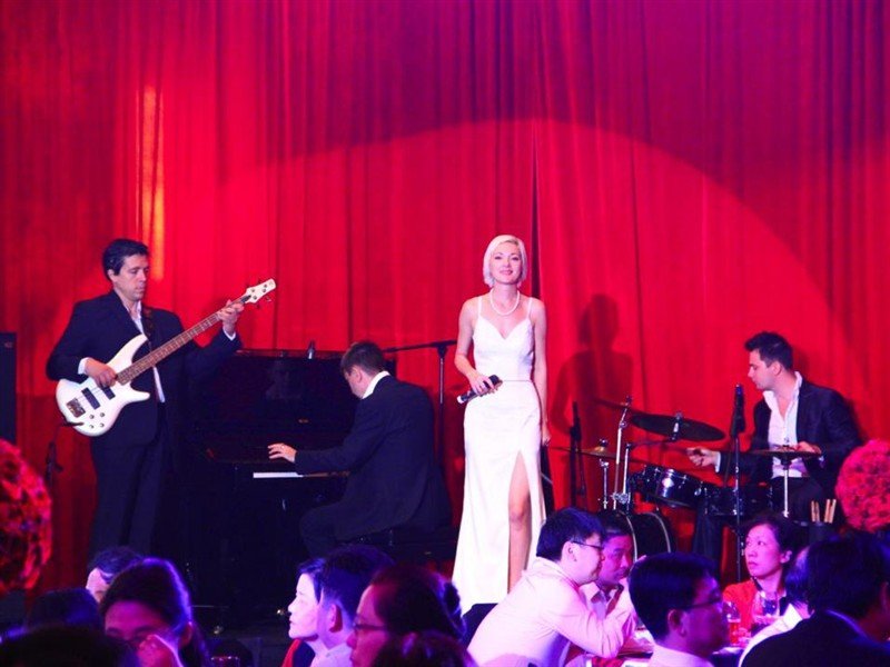 黑钻石乐队的介绍