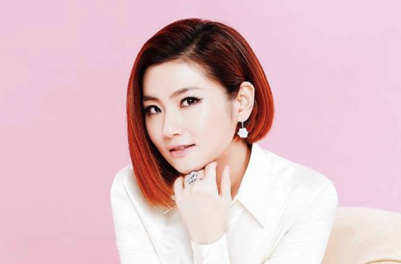 selina和selena这两个英文名字有甚麼区别