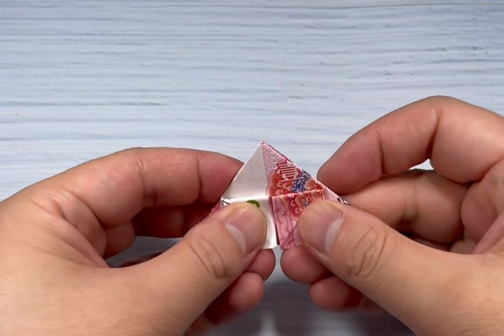 人民币怎么叠玫瑰花