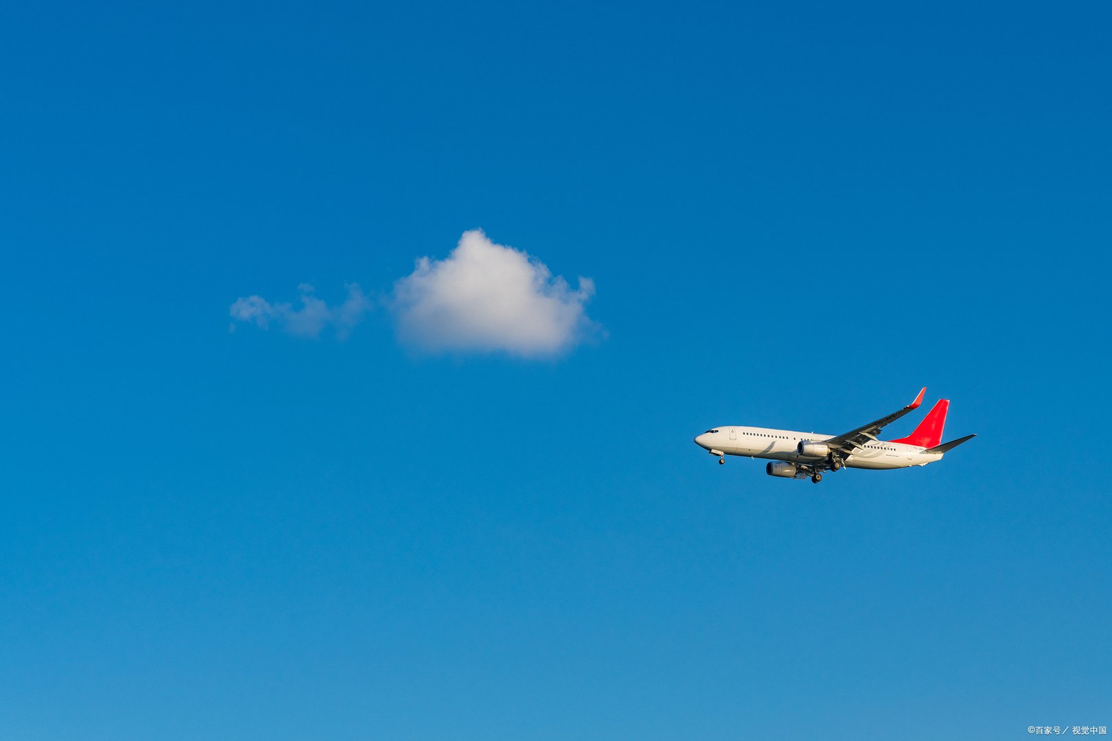 东航空难失联前机组人员没有挂出任何紧急代码，这意味着什么？