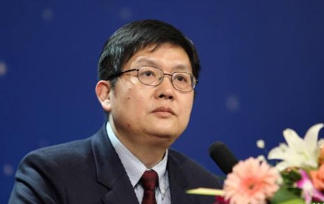 冯伟复旦教授还在复旦大学吗