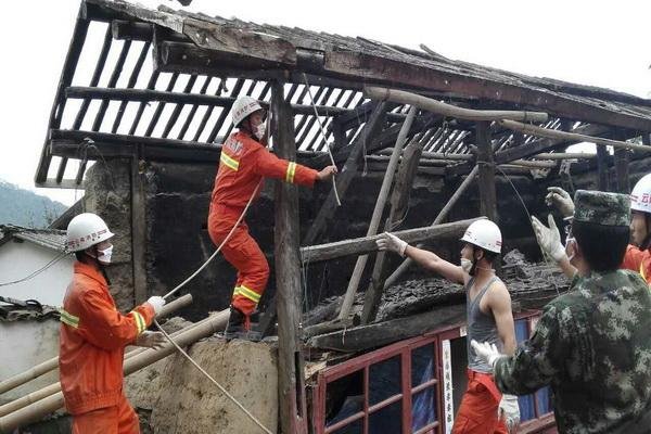 台专家：此地震相当于8颗原子弹，毁灭性有多强？
