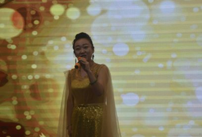 总以为来日方长歌曲原唱