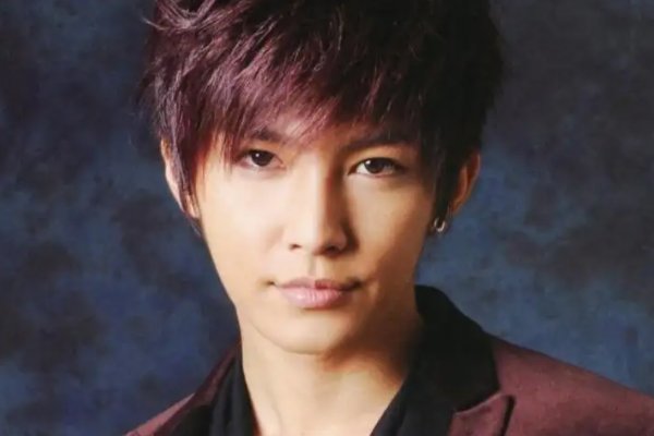 《初拥》拍摄遇意外，两名工作人员坠谷身亡，都有哪些人为此事出面发声？