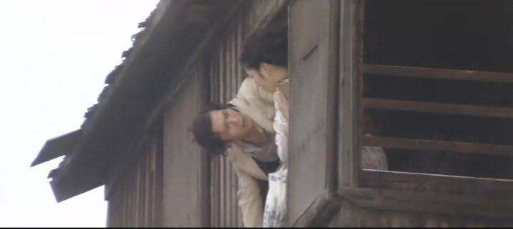 黑蔷薇升天的剧情简介