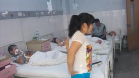 辽宁一小学疑多名学生食物中毒,事情的真相到底是什么?