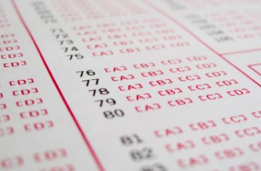 涂错准考证号，准考证号会作废吗？