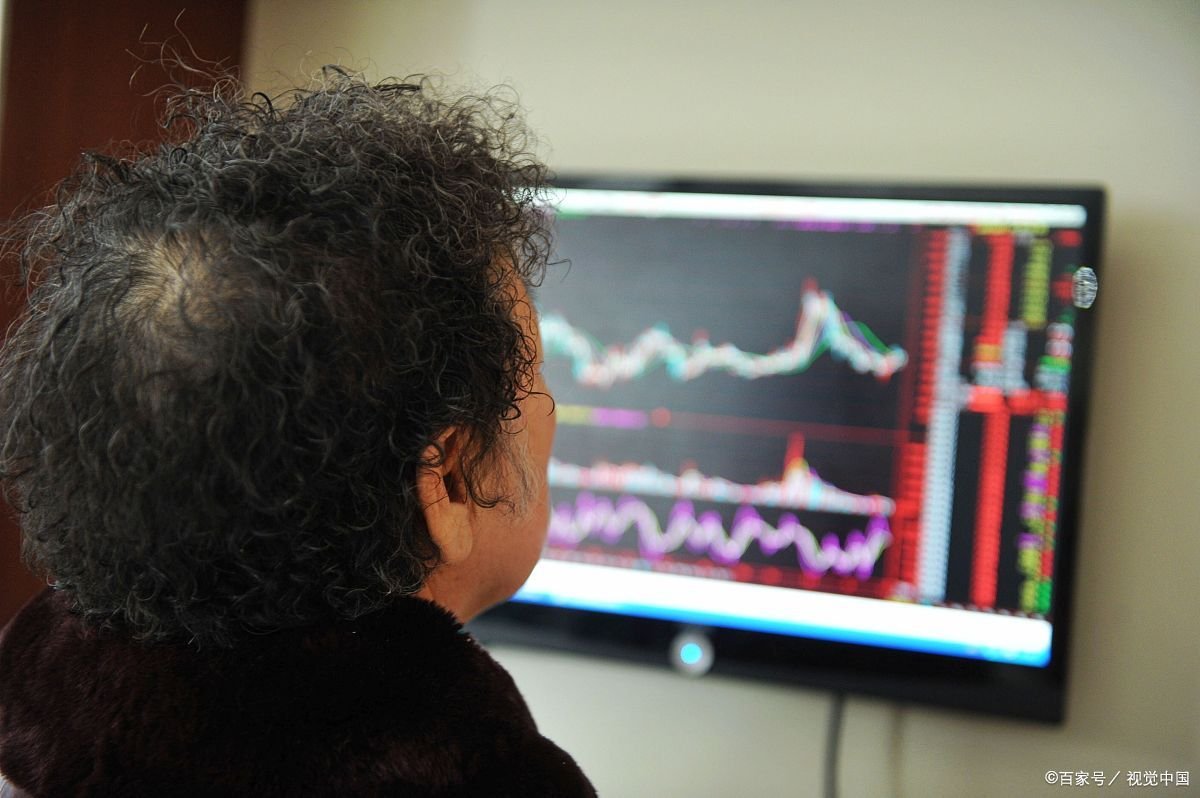 A股为什么会大跌70个点？原因是什么？还会继续大跌吗？