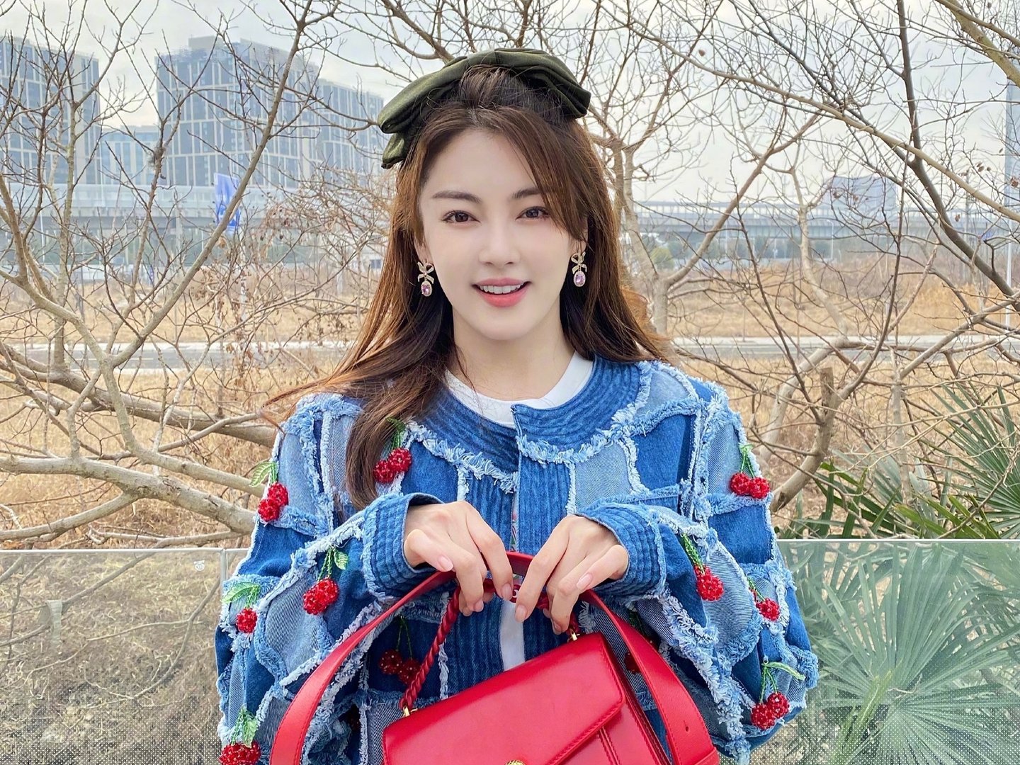 李柄熹送张雨绮小提琴当定情礼物，你如何看待这一定情礼物？