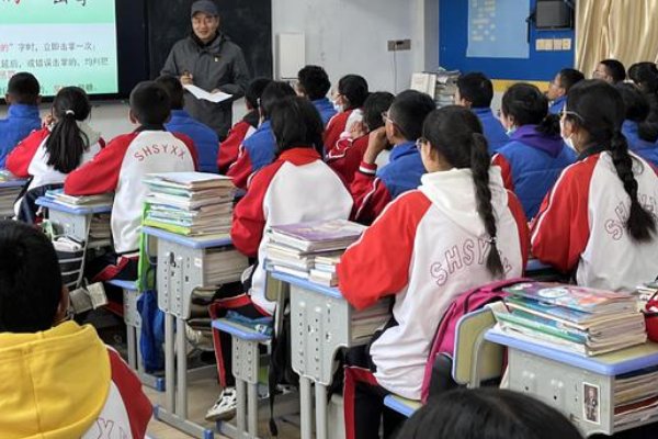 2023年春季开学时间