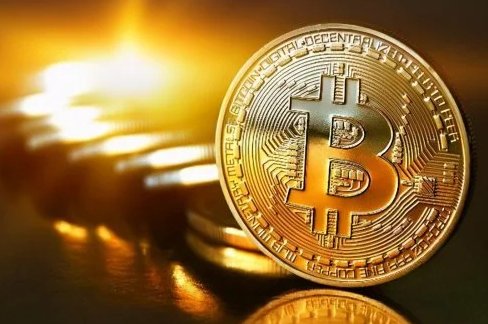 比特币再次涨破58000美元，有多少人爆仓？