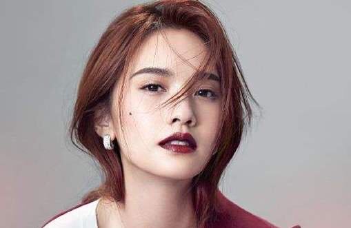 杨丞琳和老公报平安，为何网友称“吃到狗粮”了呢？