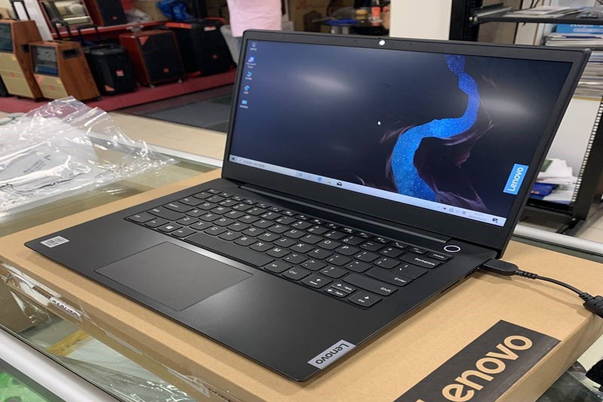 联想笔记本保修期几年