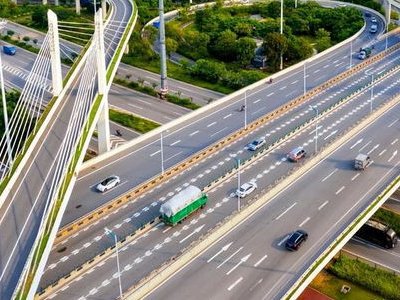 高速路几号开始收费