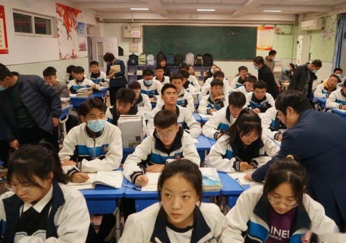 安徽2023年高考理科状元是谁？