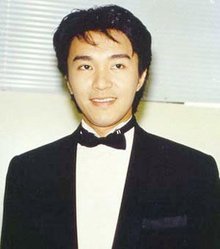 对“你的崇拜犹如滔滔江水绵绵不绝又如黄河泛滥一发不可收拾”这句话进行赏析