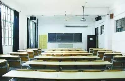 大学教室不雅事件引人深思，网络暴力是否应禁止？