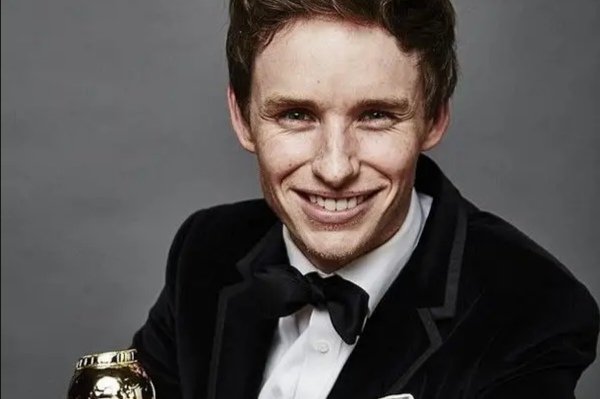 《神奇动物3》拍摄暂停,拍摄暂停的具体原因是什么?