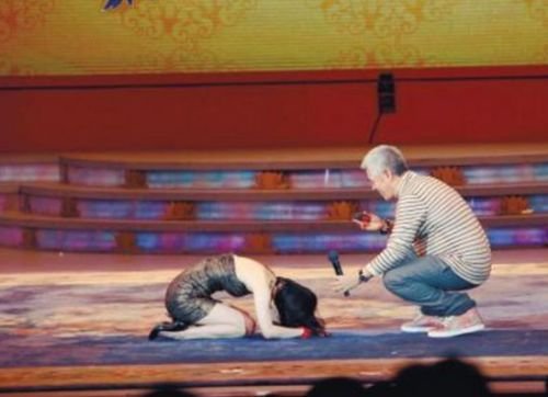 赵本山一年在家待着，能赚多少钱？