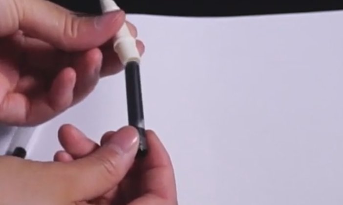 可换墨囊钢笔怎么用