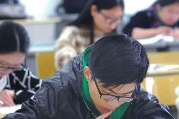 英语四级多少分算过？