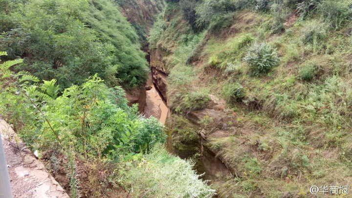 山洪中失联的高考男孩去世,男孩到底遭遇了什么