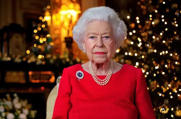 伊丽莎白一世和二世是什么关系?