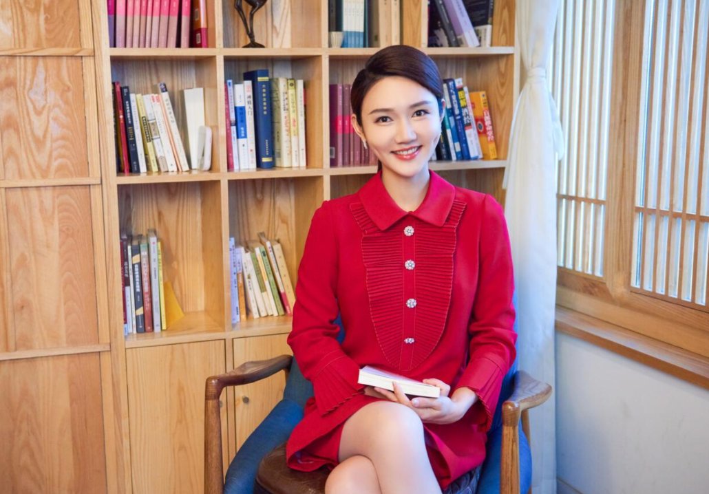 龙洋主持过春晚吗