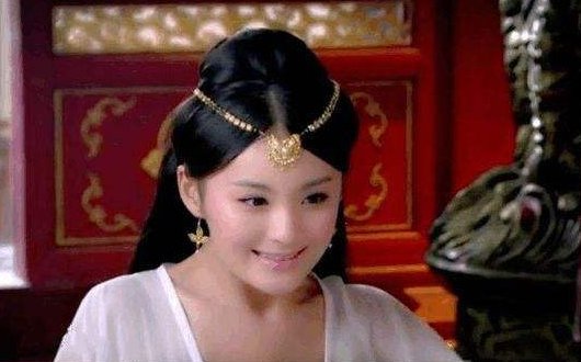 “玉体横陈”这个成语出自哪里，有怎样的历史故事或传说？