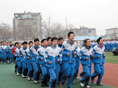 无锡青山高中、六中和怀仁哪个更好？