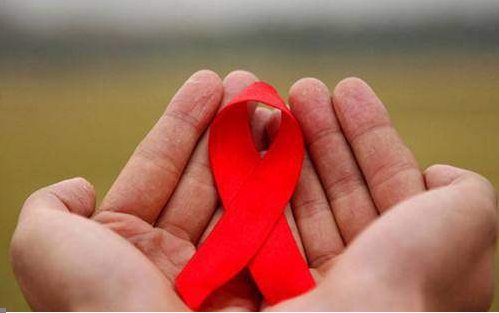 针对106名学生染艾滋病事件国家有哪些政策?