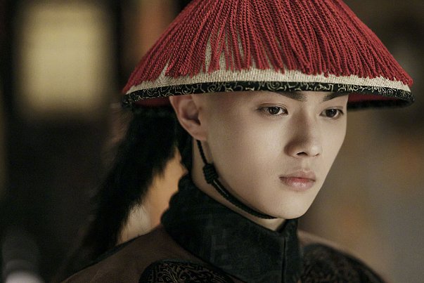 《还珠格格》中的尔康，在历史上是否有原型？