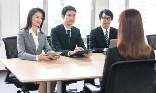 女子应聘人事被要求写恋爱经历，你认为恋爱经历与工作有关系吗？