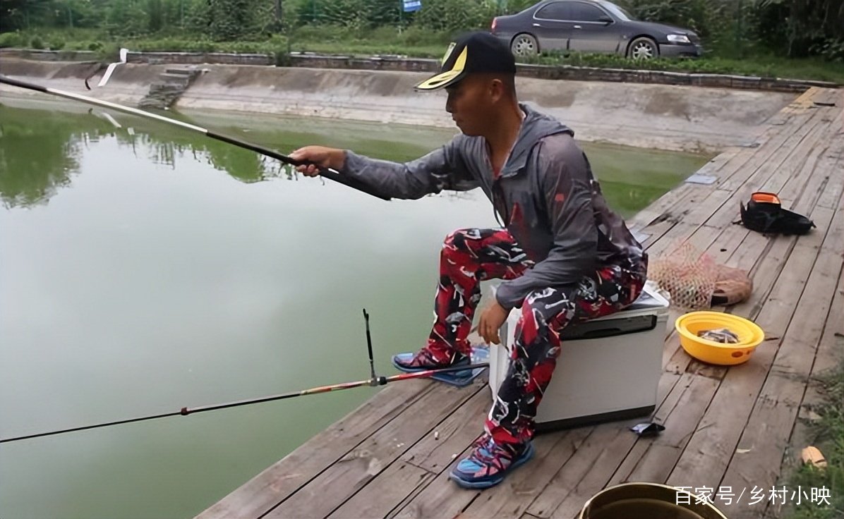 “猾鱼”老是钓不好？警惕性极高的野生鱼，应该怎么钓？