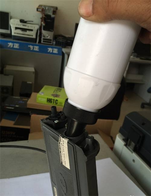 惠普1007加墨粉怎么加？