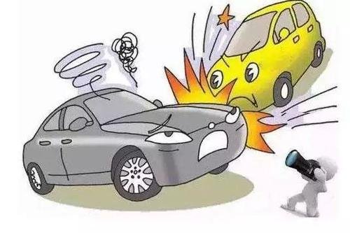 安徽两车相撞致8死，造成此事故的原因是什么？