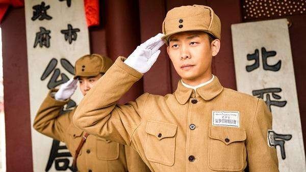 张译新剧《光荣时代》本来很严肃的剧情，为何被评搞笑？