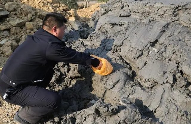 淤泥的淤怎么组词