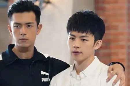 米邵飞是谁演的