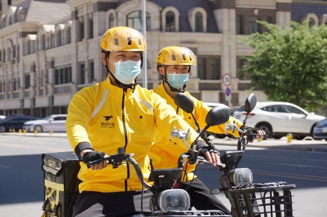 郑州一小区被美团外卖骑手“集体孤立”，事件的背后到底是谁对谁错？