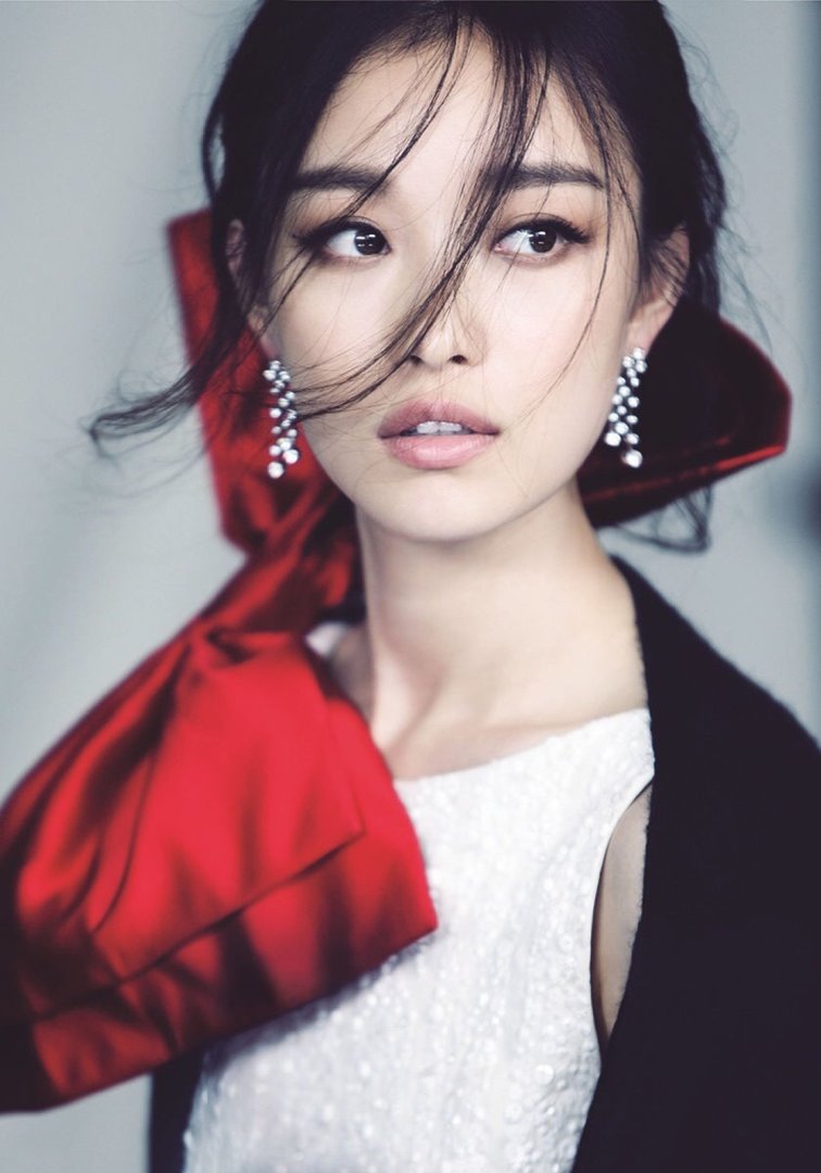 倪妮的早年经历是怎样的？