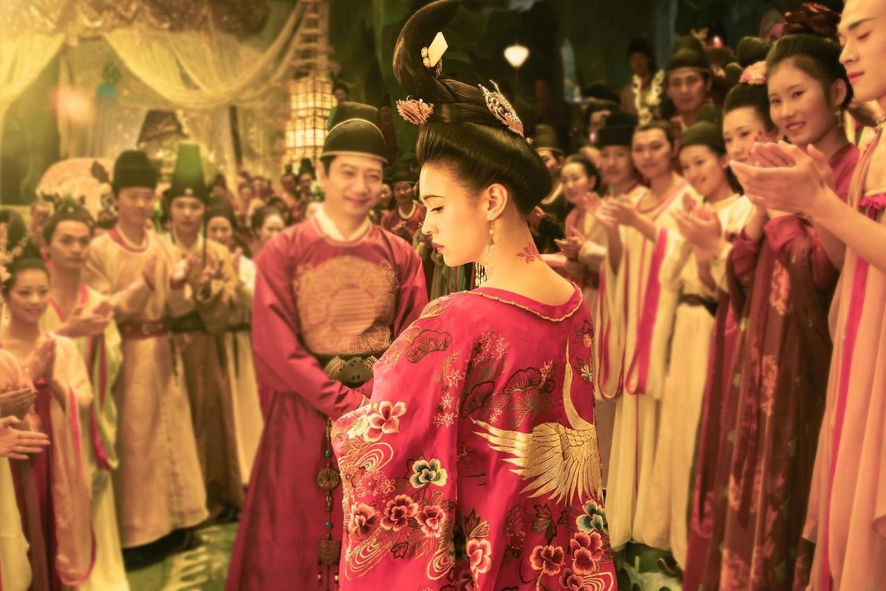 公公看上了儿媳妇，但怕别人说闲话，为何后面让她去当尼姑？