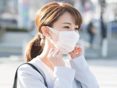 石家庄疫情发布会上，发言人为延迟发布道歉，此次会议的重点是什么？