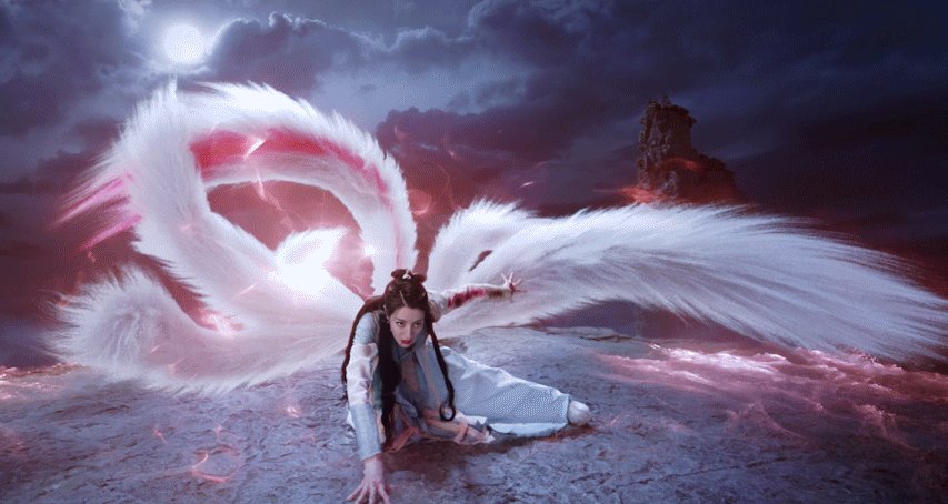 迪丽热巴《与君初相识》红衣造型路透，她有多适合红衣古装造型？