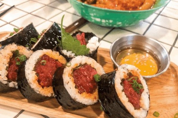 韩媒称社会患上“紫菜包饭恐惧症”,究竟是怎么回事?